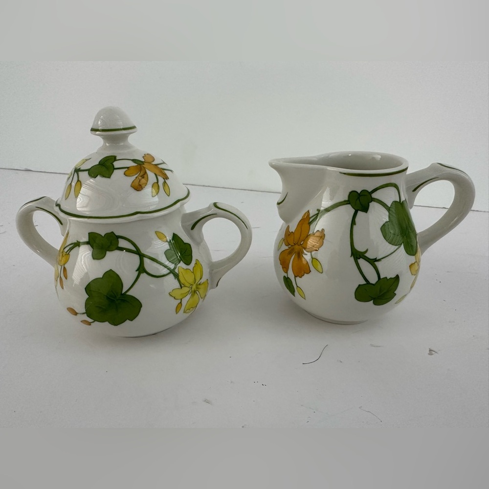 Villeroy & Boch Geranium China Lidded Sugar & Creamer - Made in Germany
